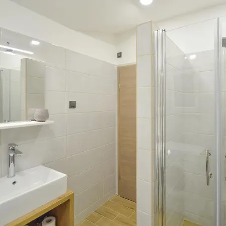 Ivana I Martina アパート *